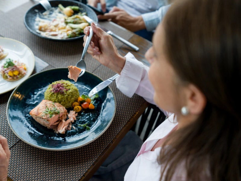 Mediterranean-style diet linked to better brain health in older Hispanic and Latino adults