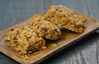 A healthier granola bar for kids' lunchboxes