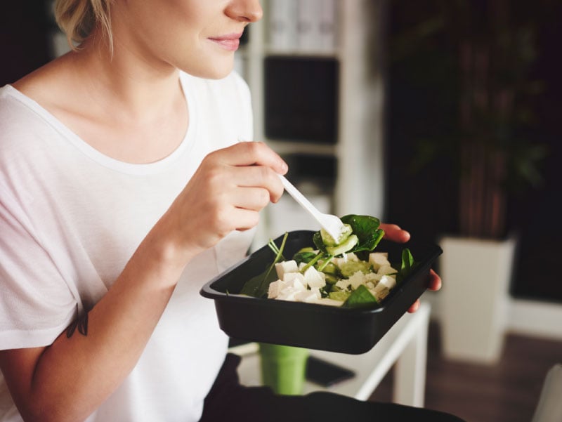 3 ways to eat healthy at the office