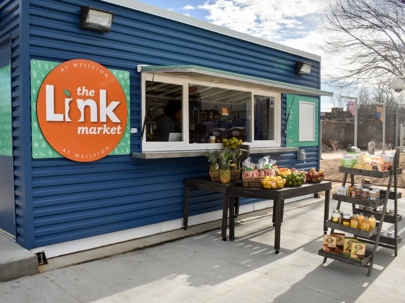 Unique market ensures St. Louis gets its 'medicine' – healthy food
