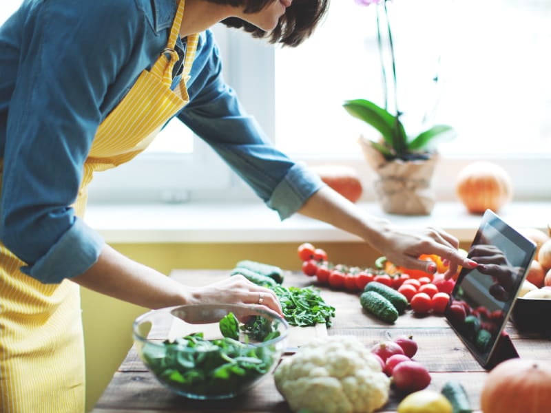 High blood pressure, unhealthy diets in women of childbearing age