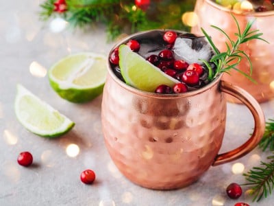 Keep your holiday drinking on the moderate side with this advice