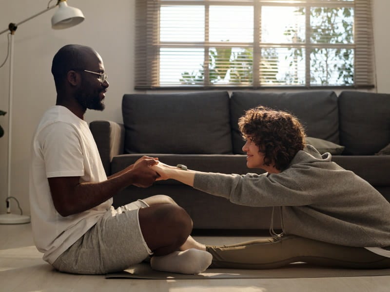 8 ways couples can make resolutions that boost health and relationships