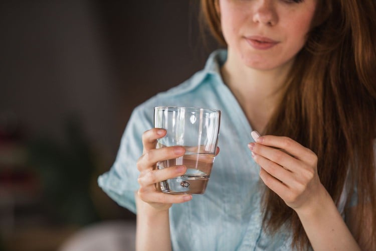 Taking Painkillers with Hormonal Birth Control May Increase Risk of Blood Clots