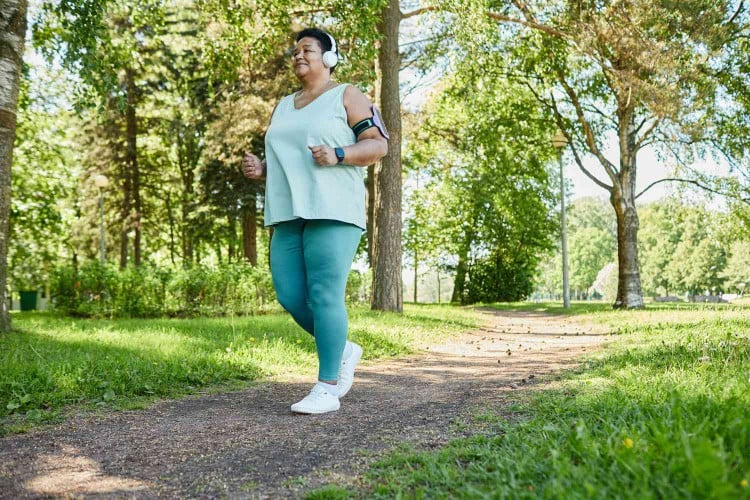 Proper Walking Form: Expert Tips on Posture, Foot Placement, Shoe Choice