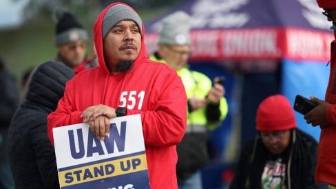US car strike escalates as expands to Ford&amp;#x27;s biggest plant