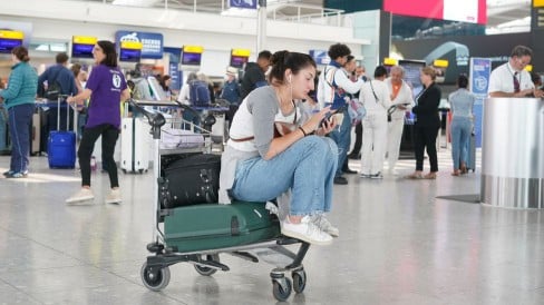 Fury over higher air traffic charges after IT meltdown