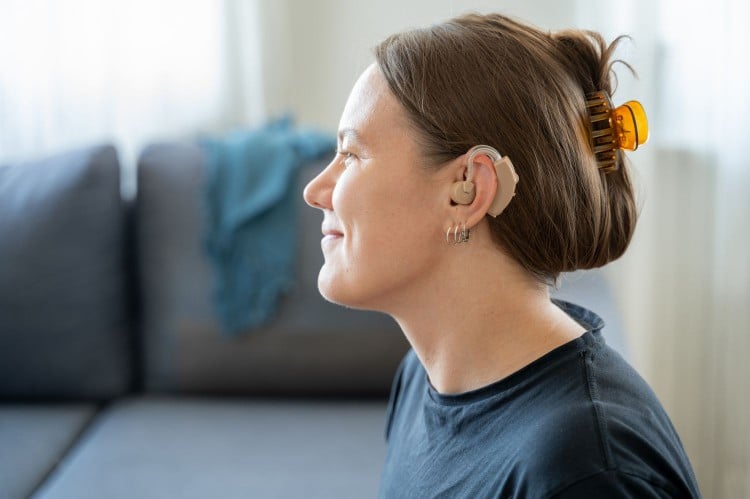 Wearing Hearing Aids Linked With Reduced Risk of Dying