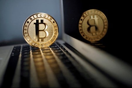 Steep US$1 billion drop for crypto with Trump tariff storm brewing