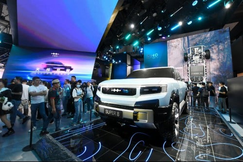 BYD's Fangchengbao launches plug-in hybrid with advanced autonomous driving features