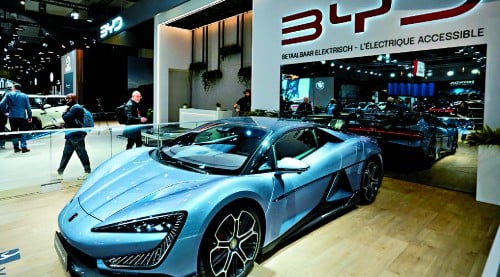 EV makers up the ante in AI use