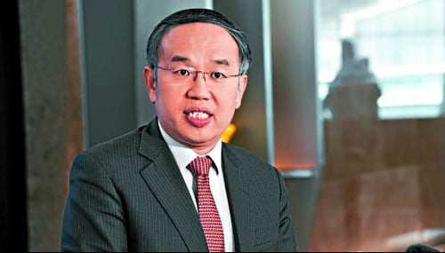 Hong Kong will review bond issuance, says Hui