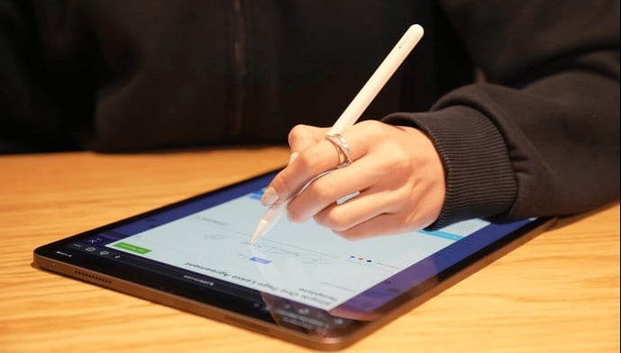 How Insurers Can Accelerate their Turnaround Times While Using E-Signatures – InsuredMine CRM