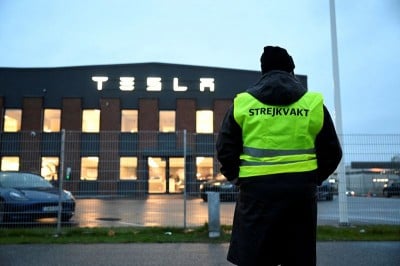 Tesla investor, Norway's KLP, to support collective bargaining motion at EV maker's annual meeting