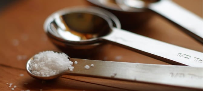 Experts criticize new study about salt consumption